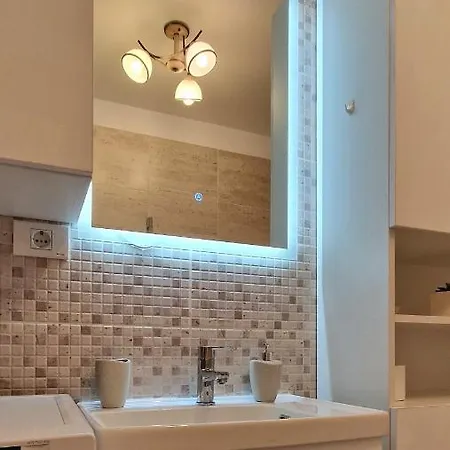 Apartament Domus Magistrae Bucureşti
